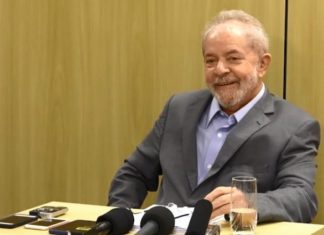 Juíza autoriza transferência de Lula para São Paulo