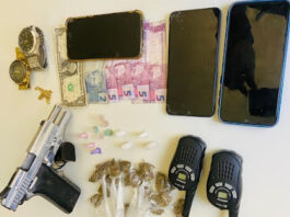 Cruz das Almas: homens são presos com arma e drogas; um é apontado como líder de facção criminosa