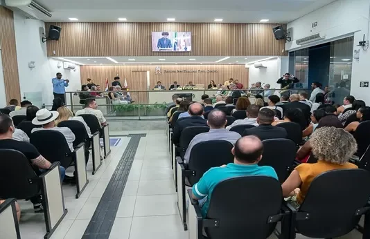SAJ: Câmara Municipal entrega títulos de cidadão a pessoas que contribuem com o desenvolvimento da cidade