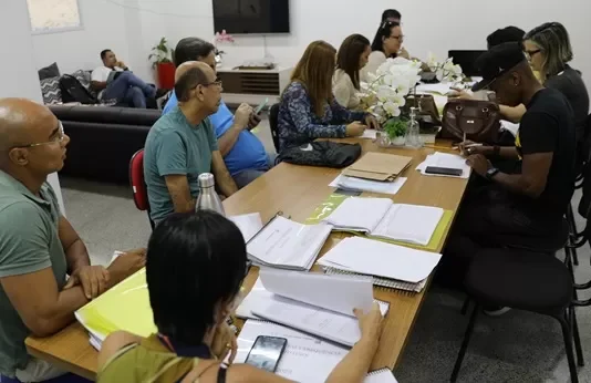 Rede estadual de ensino encerra ano letivo com conselho de classe