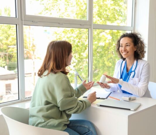 5 sintomas que podem indicar falta de ferro e vitamina D