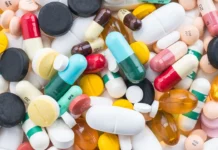 Remédios ficarão mais caros a partir de abril; entenda
