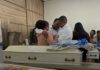 Crianças mortas em incêndio em Serrinha são veladas sob forte emoção em Serrinha