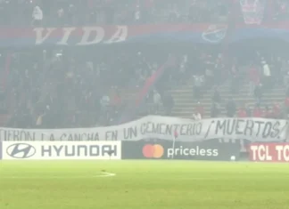 Conmebol dá vitória ao Flamengo após jogo cancelado por vandalismo
