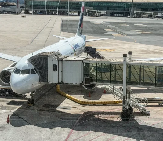 Governo Lula injeta R$ 8 bilhões no setor aéreo por alta dos combustíveis