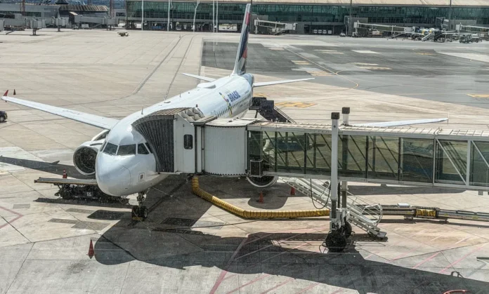 governo-injeta-r-8-bilhoes-no-setor-aereo-por-alta0139264900202606190743-ScaleDownProportional