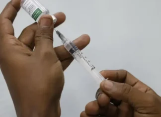 Anvisa determina atualização de vacinas contra covid-19