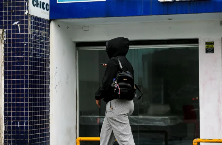 Inmet emite alerta de chuvas para Salvador e mais 39 cidades da Bahia; veja lista completa