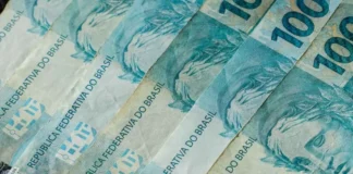 Governo eleva estimativa e calcula salário mínimo de R$ 1.741 em 2027