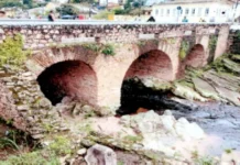 Iphan aciona Prefeitura de Lençóis após denúncia de erosão em ponte histórica