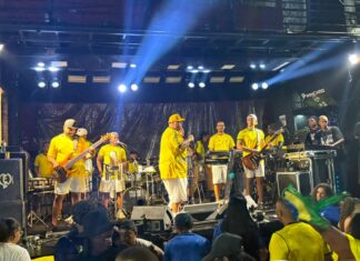 Evento da Copa movimenta a Ribeira com Pagode do Segredo