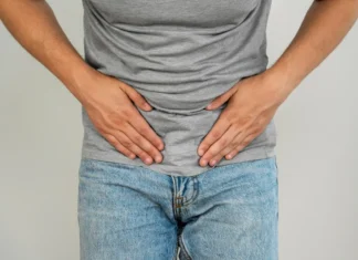 Infecção urinária em homens não é “normal”: veja quando o problema pode esconder algo mais sério