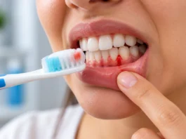 Sangramento na gengiva: saiba quando o sintoma indica alerta para doenças graves